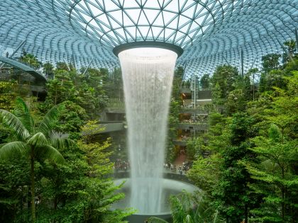 Vandfald ved Jewel Changi Airport, Singapore