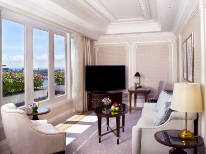 Palladian Suite Living Room - The Fullerton